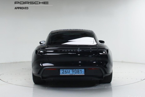 2024 Porsche Taycan с пробегом 13 460 км