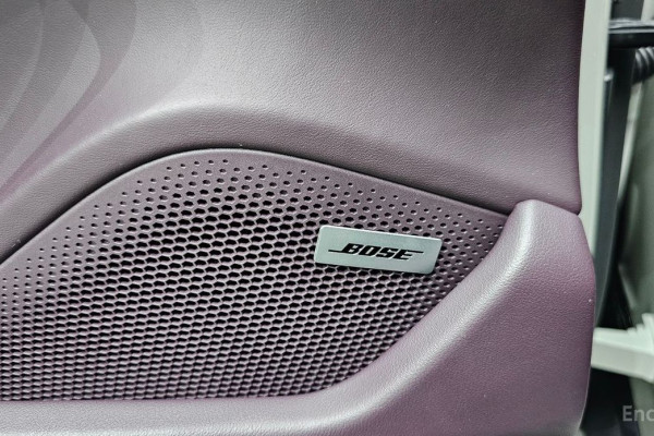 2020 Porsche Taycan с пробегом 26 301 км