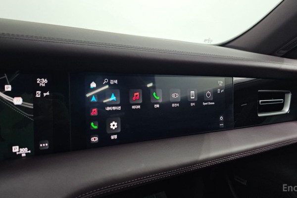 2020 Porsche Taycan с пробегом 26 301 км