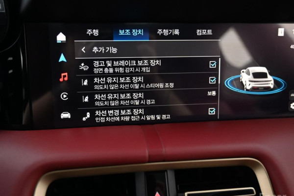 2024 Porsche Taycan с пробегом 13 460 км