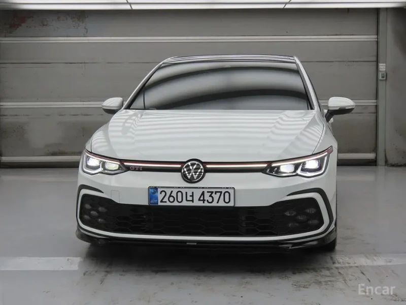 2024 Volkswagen Golf с пробегом 17 500 км