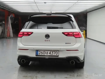 2024 Volkswagen Golf с пробегом 17 500 км