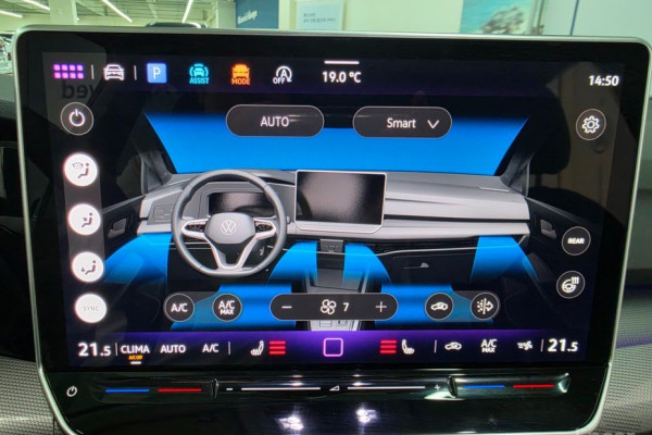 2025 Volkswagen Golf с пробегом 10 605 км