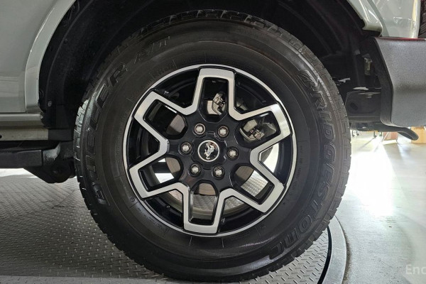 2023 Ford Bronco с пробегом 15 868 км