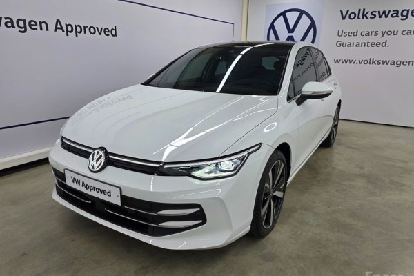 2025 Volkswagen Golf с пробегом 10 605 км