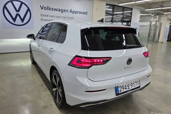 2025 Volkswagen Golf с пробегом 10 605 км
