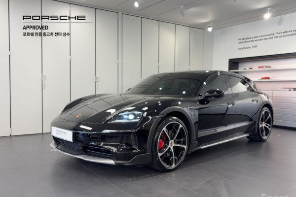 2025 Porsche Taycan с пробегом 8 185 км