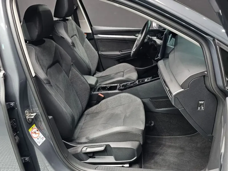 2025 Volkswagen Golf с пробегом 14 949 км