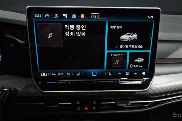 2025 Volkswagen Golf с пробегом 14 949 км