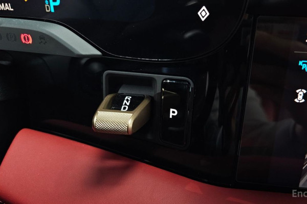 2023 Porsche Taycan с пробегом 27 029 км