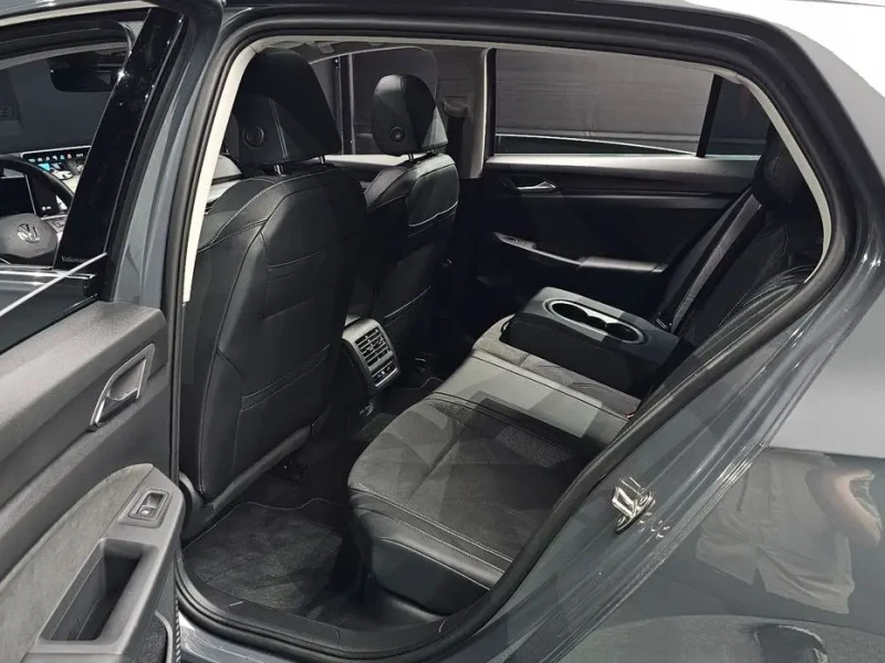 2025 Volkswagen Golf с пробегом 14 949 км