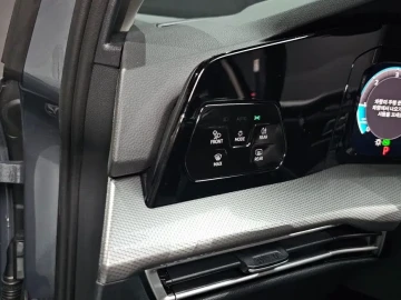 2025 Volkswagen Golf с пробегом 14 949 км