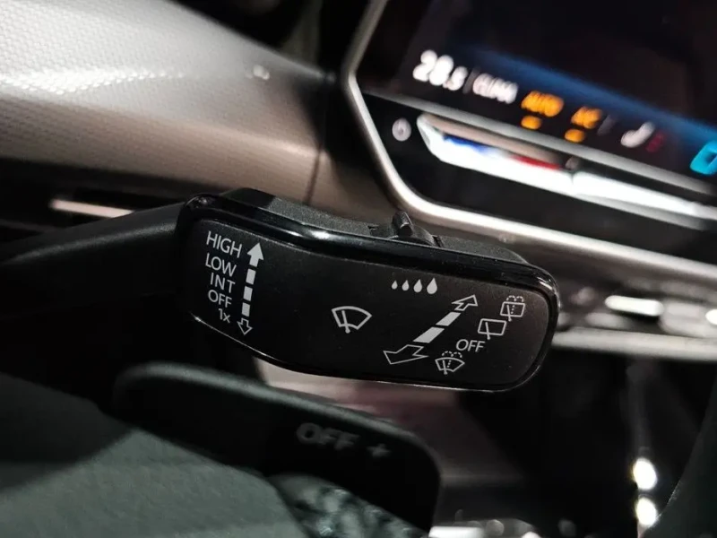 2025 Volkswagen Golf с пробегом 14 949 км