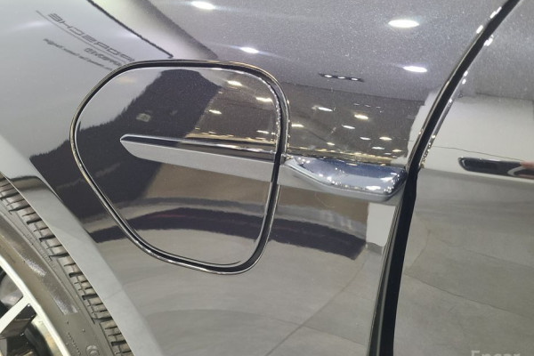 2024 Porsche Taycan с пробегом 19 100 км