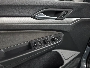 2025 Volkswagen Golf с пробегом 14 949 км