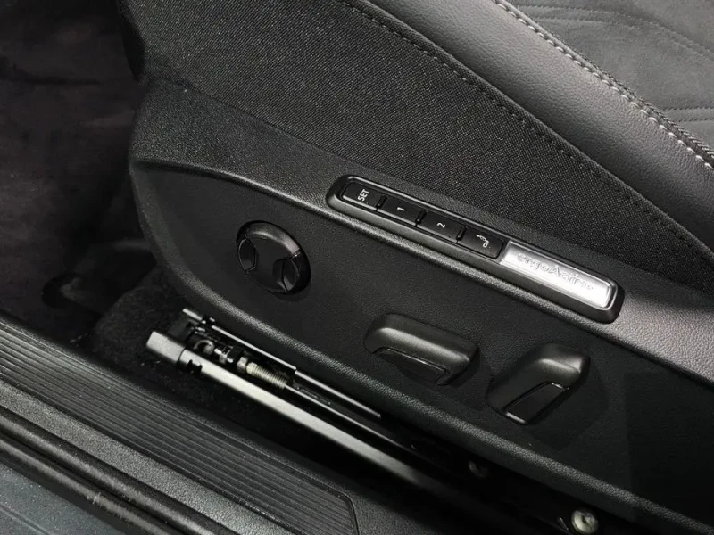 2025 Volkswagen Golf с пробегом 14 949 км