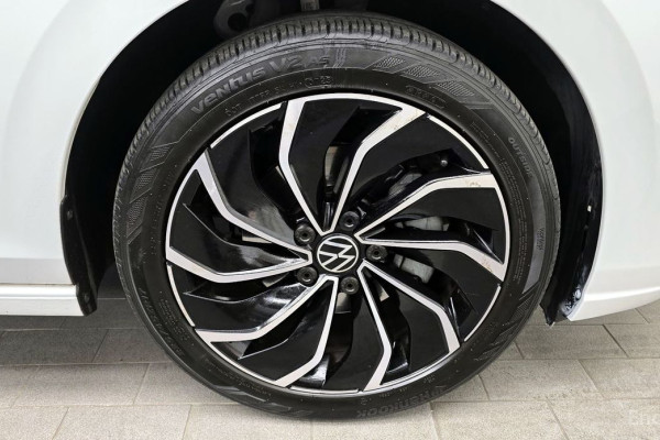 2022 Volkswagen Golf с пробегом 43 580 км