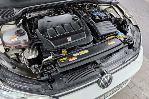2022 Volkswagen Golf с пробегом 43 580 км