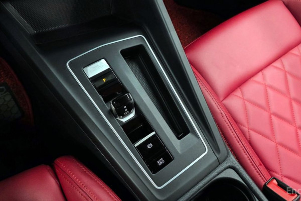 2022 Volkswagen Golf с пробегом 43 580 км