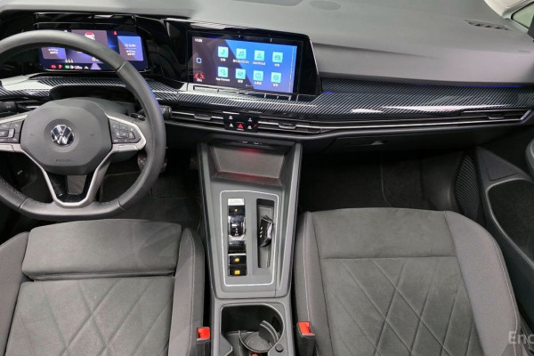 2022 Volkswagen Golf с пробегом 63 454 км