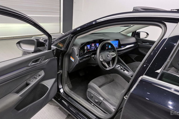 2022 Volkswagen Golf с пробегом 63 454 км