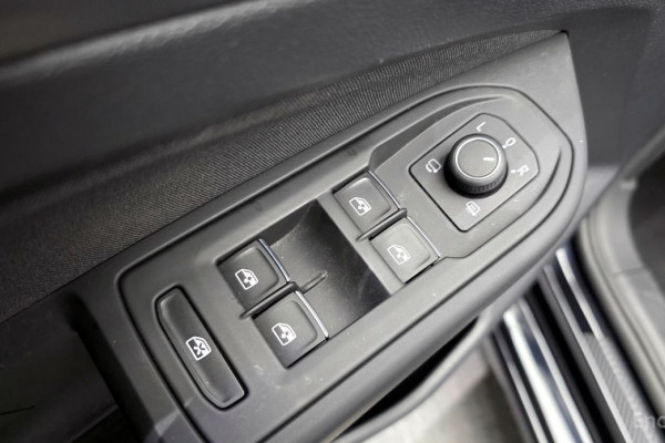 2022 Volkswagen Golf с пробегом 63 454 км