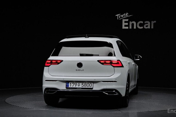 2024 Volkswagen Golf с пробегом 12 436 км