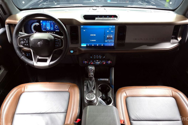 2023 Ford Bronco с пробегом 74 609 км