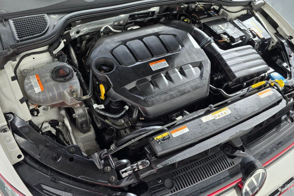 2024 Volkswagen Golf с пробегом 34 260 км