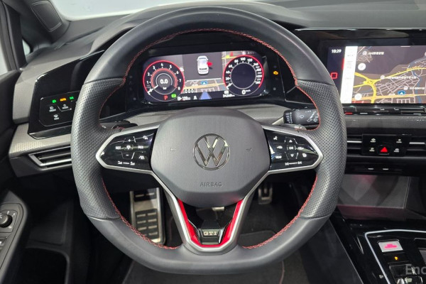 2024 Volkswagen Golf с пробегом 34 260 км