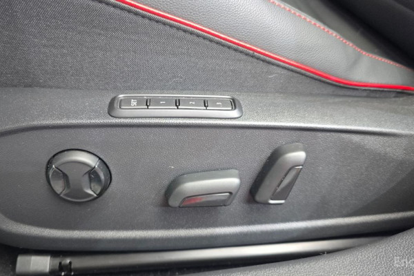 2024 Volkswagen Golf с пробегом 34 260 км