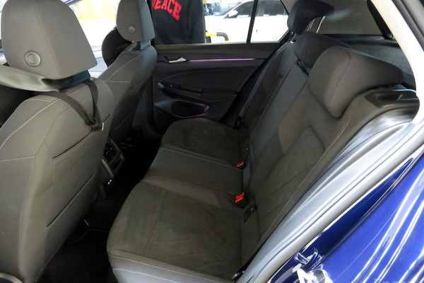 2022 Volkswagen Golf с пробегом 19 900 км