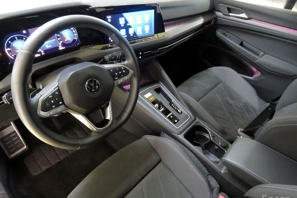 2022 Volkswagen Golf с пробегом 19 900 км