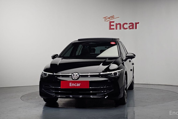 2026 Volkswagen Golf с пробегом 4 495 км