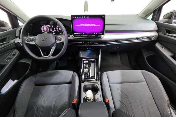 2026 Volkswagen Golf с пробегом 4 495 км