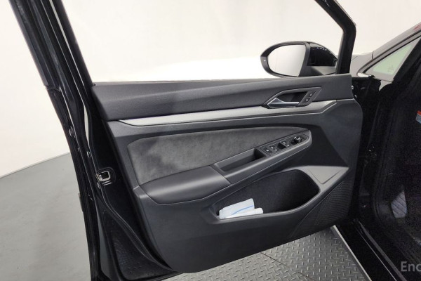 2026 Volkswagen Golf с пробегом 4 495 км