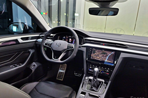 2023 Volkswagen Arteon с пробегом 9 000 км