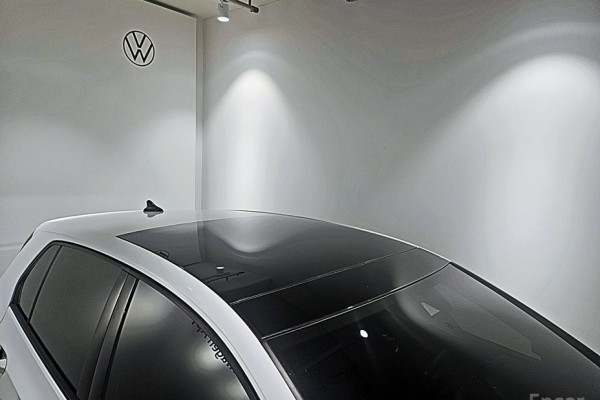 2023 Volkswagen Golf с пробегом 34 607 км