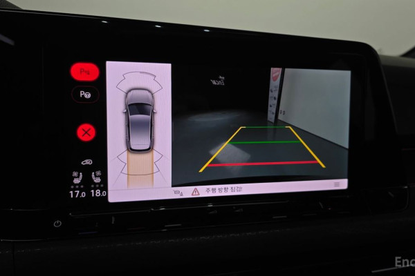 2023 Volkswagen Golf с пробегом 9 339 км