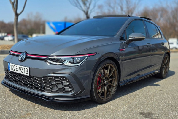 2023 Volkswagen Golf с пробегом 5 900 км