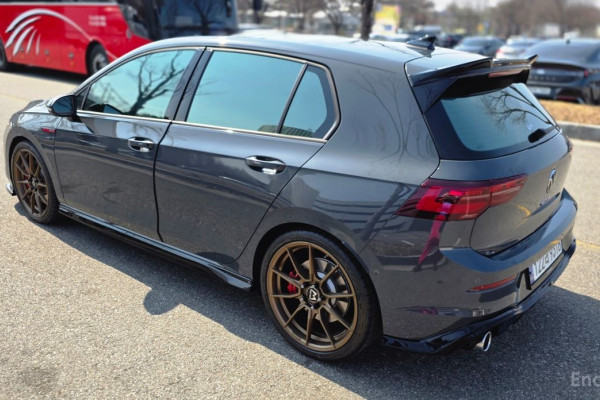 2023 Volkswagen Golf с пробегом 5 900 км