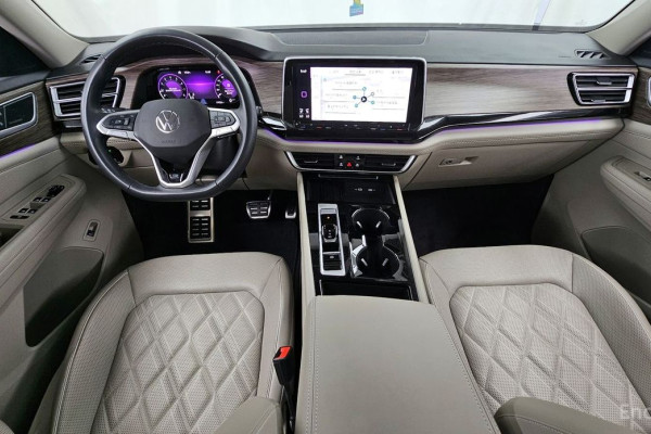 2025 Volkswagen Atlas с пробегом 17 924 км