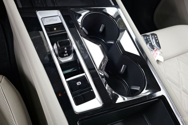 2025 Volkswagen Atlas с пробегом 17 924 км