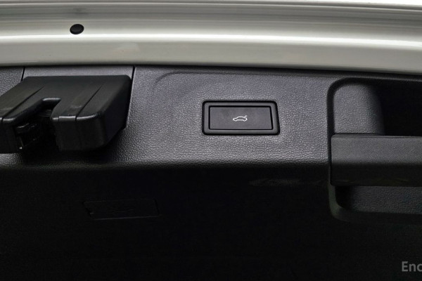 2025 Volkswagen Atlas с пробегом 17 924 км