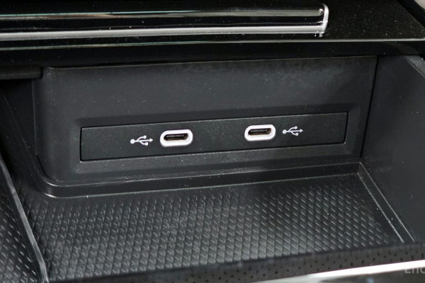 2025 Volkswagen Atlas с пробегом 17 924 км