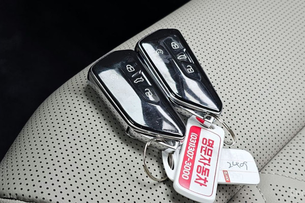 2025 Volkswagen Atlas с пробегом 17 924 км