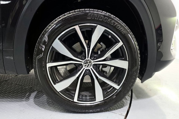 2025 Volkswagen Atlas с пробегом 16 542 км