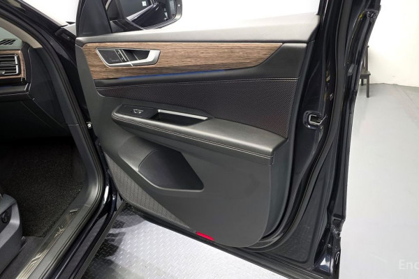 2025 Volkswagen Atlas с пробегом 16 542 км