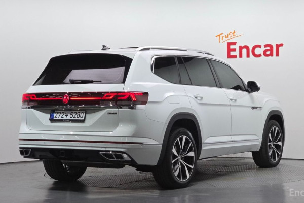 2025 Volkswagen Atlas с пробегом 3 939 км