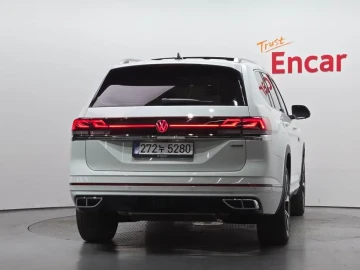 2025 Volkswagen Atlas с пробегом 3 939 км